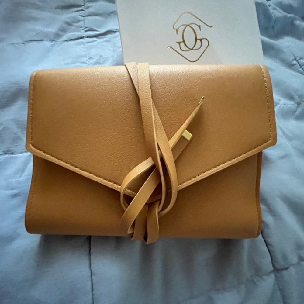 Katherine Tuck Leather Organizer Roll from ladies likes in boutique stores